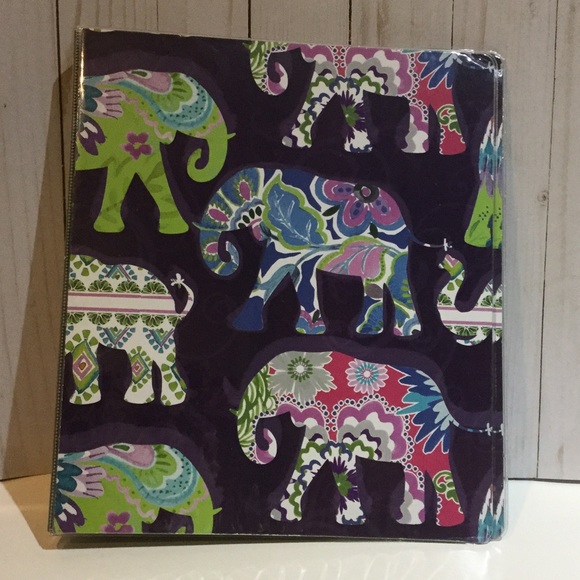 Other - $2 in Bundle🍃Elephant 1” 3-ring Binder